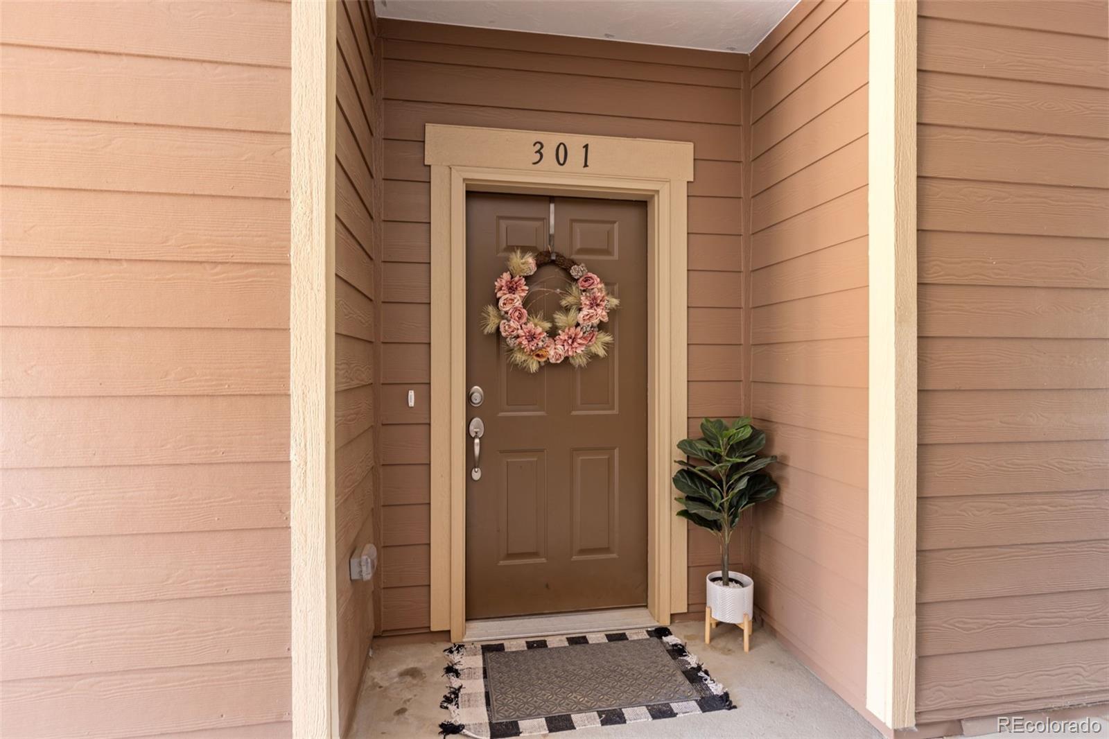 10056 W Unser Drive Unit: 301