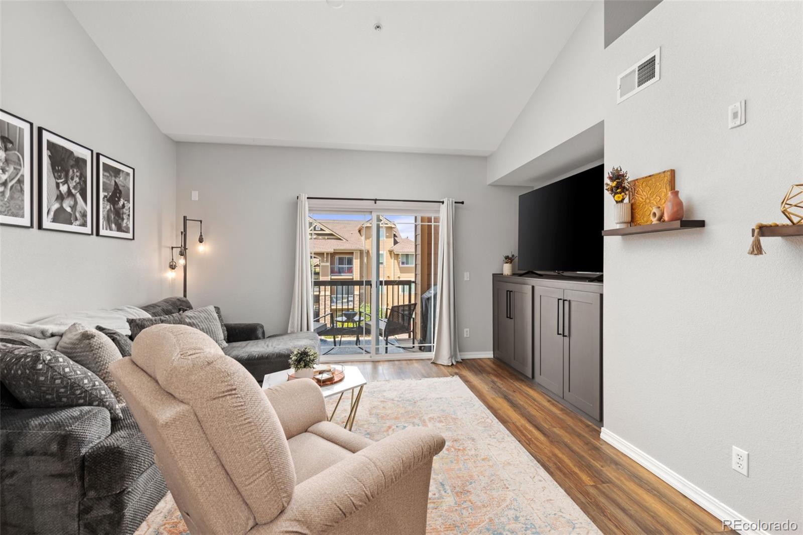 10056 W Unser Drive Unit: 301