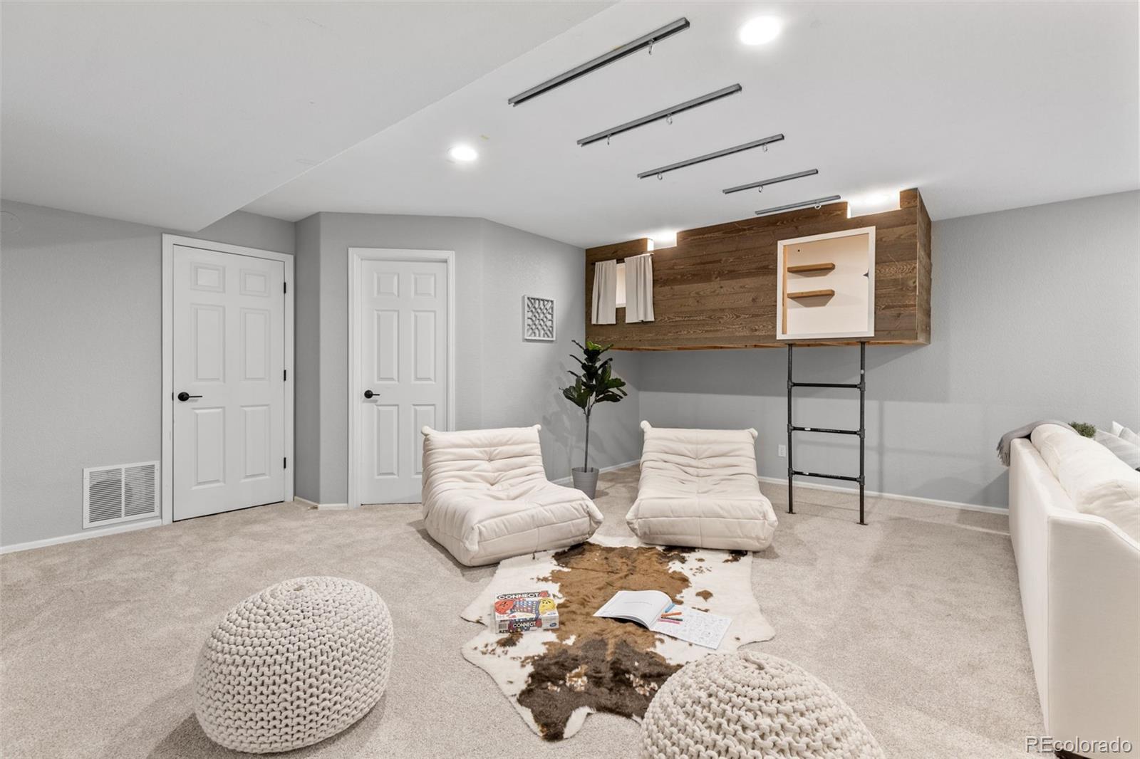14075 Willow Wood Court