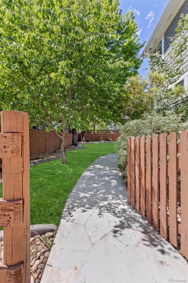 14075 Willow Wood Court