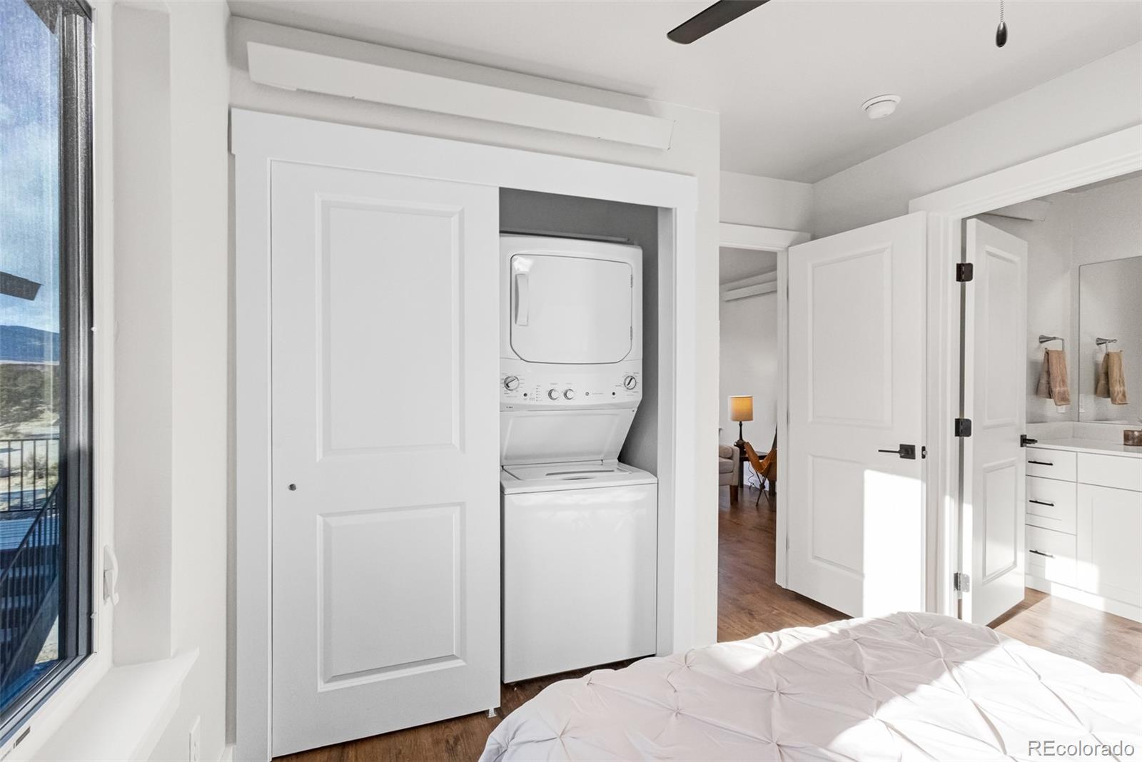 573 N Railroad Street