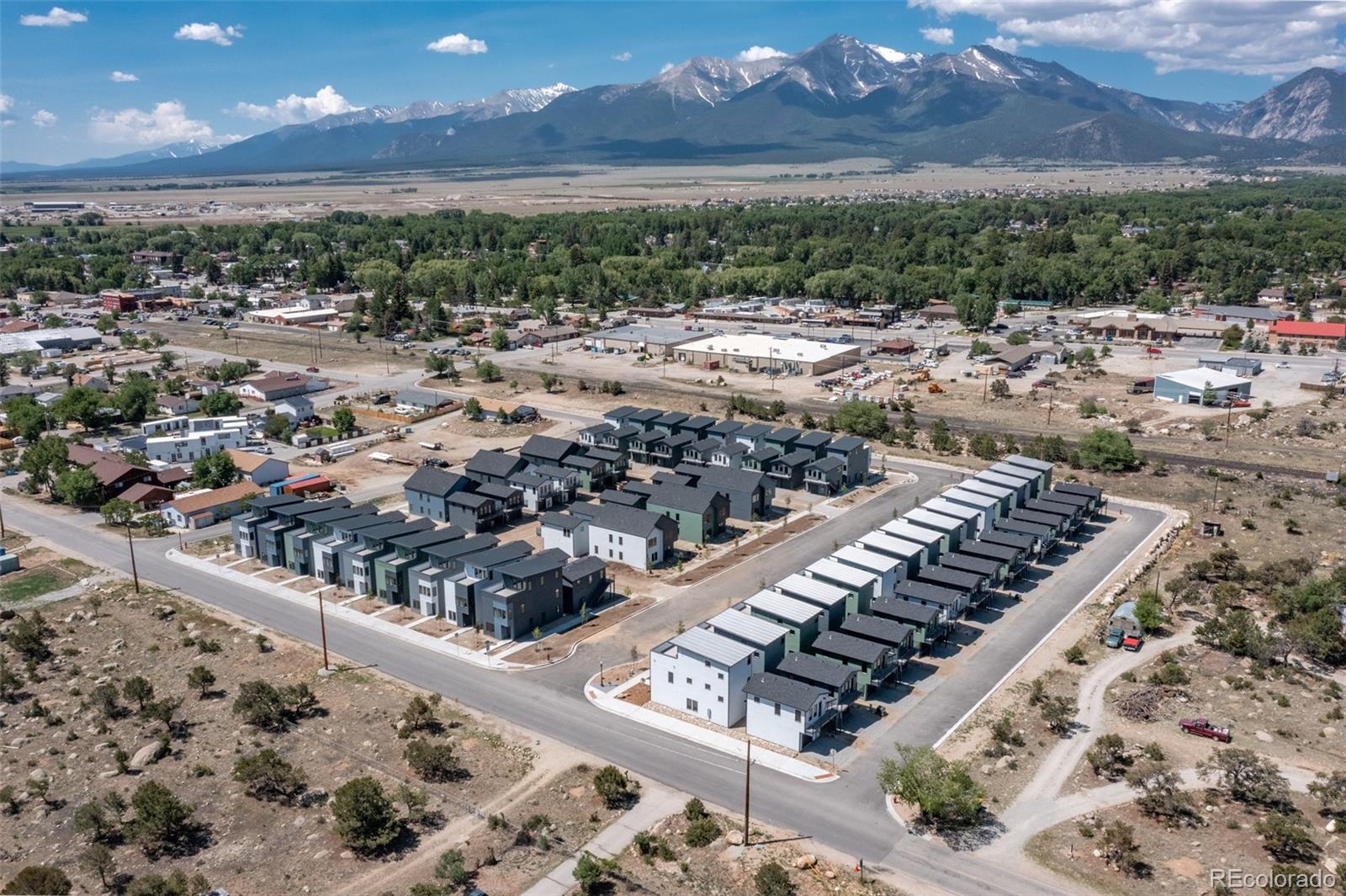 573 N Railroad Street