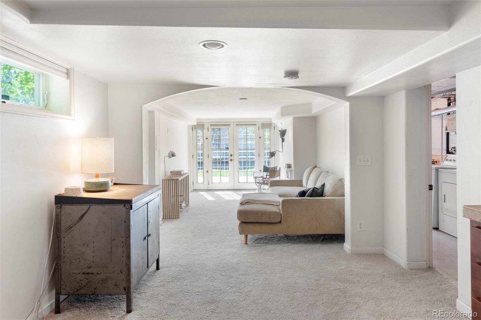 4424 W Hayward Place