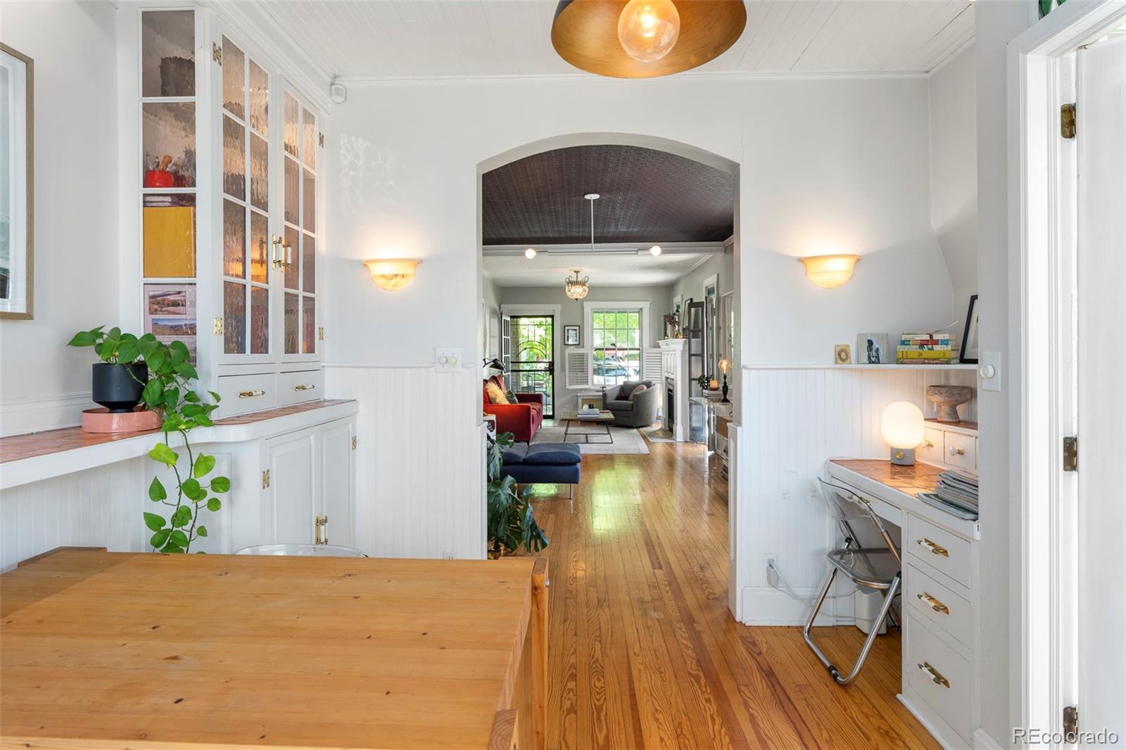 4424 W Hayward Place