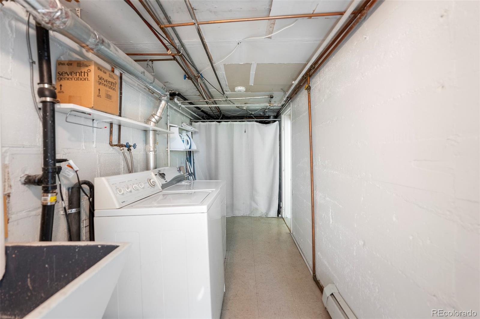 4424 W Hayward Place