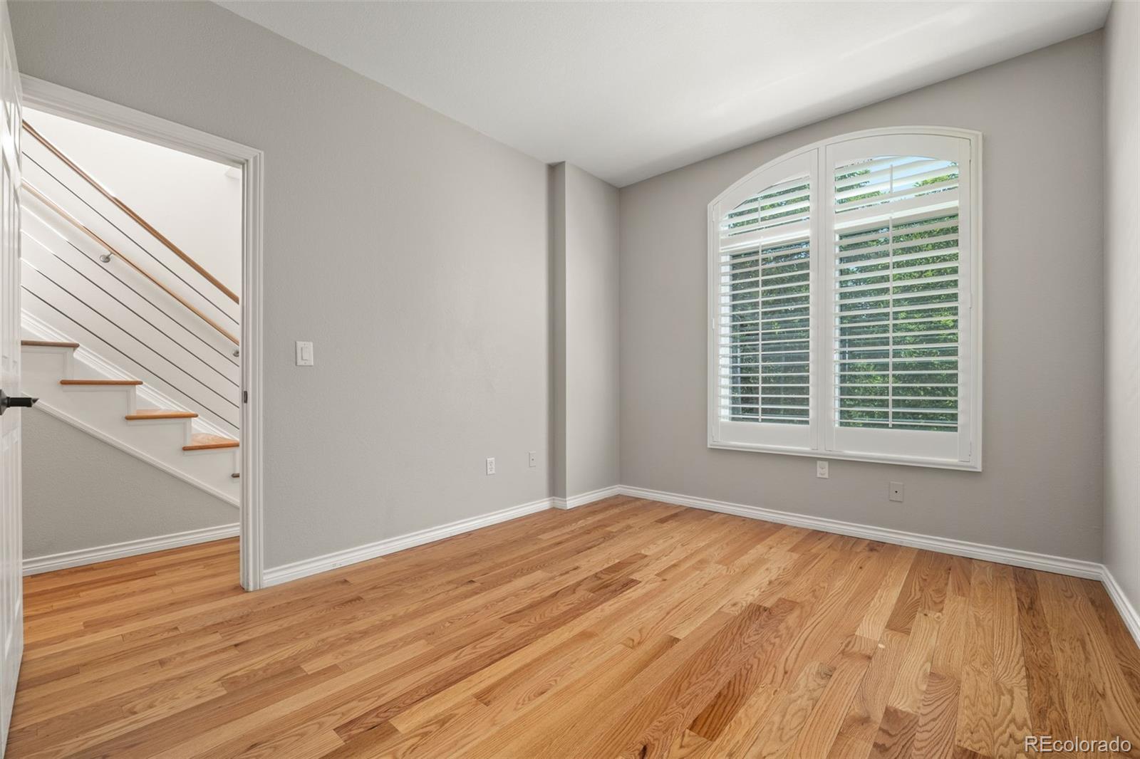 6 S Monroe Street