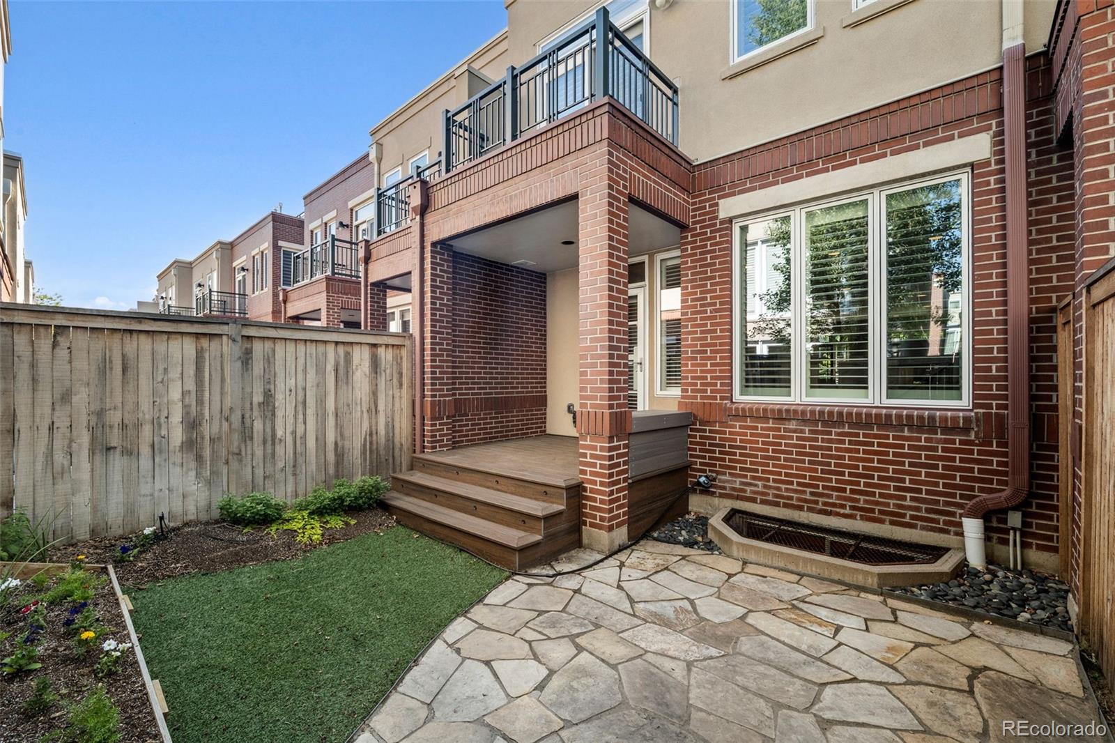 6 S Monroe Street