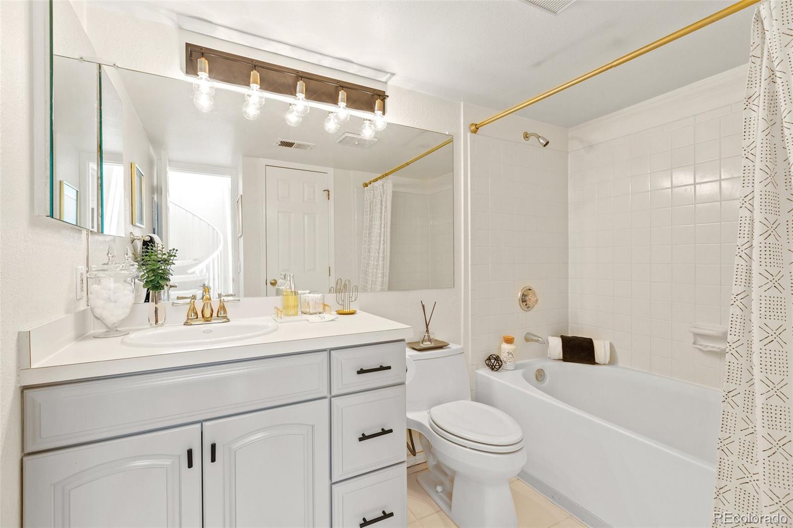 8341 S Upham Way Unit: 207
