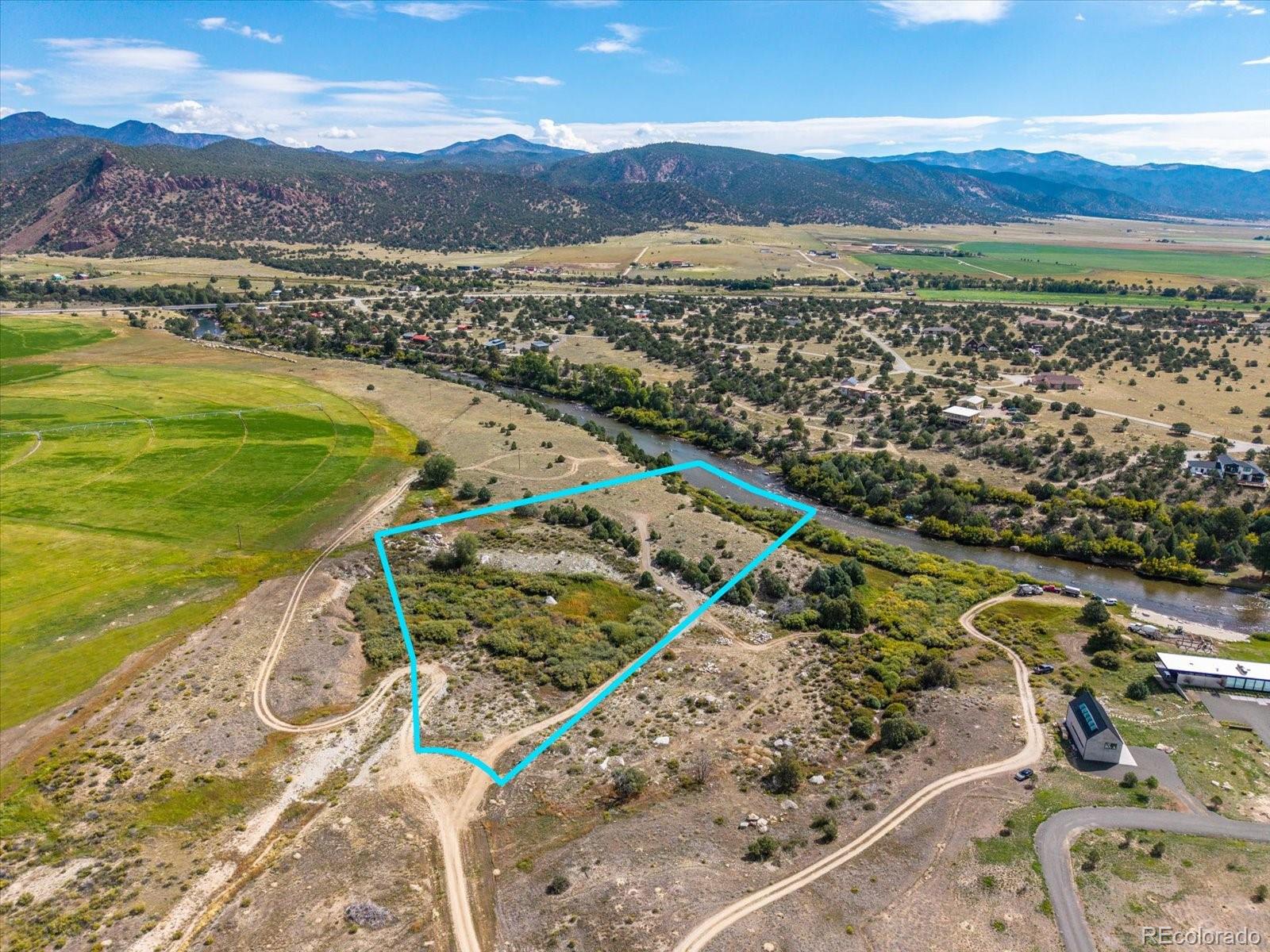 12664 Gold Water Circle