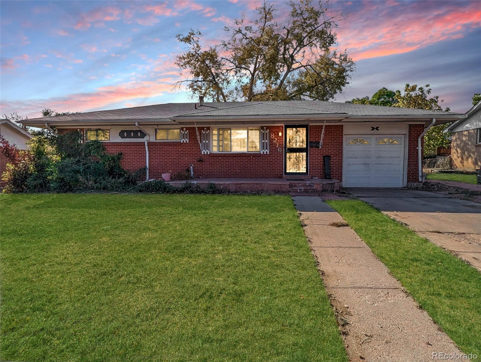 8219 Nola Drive