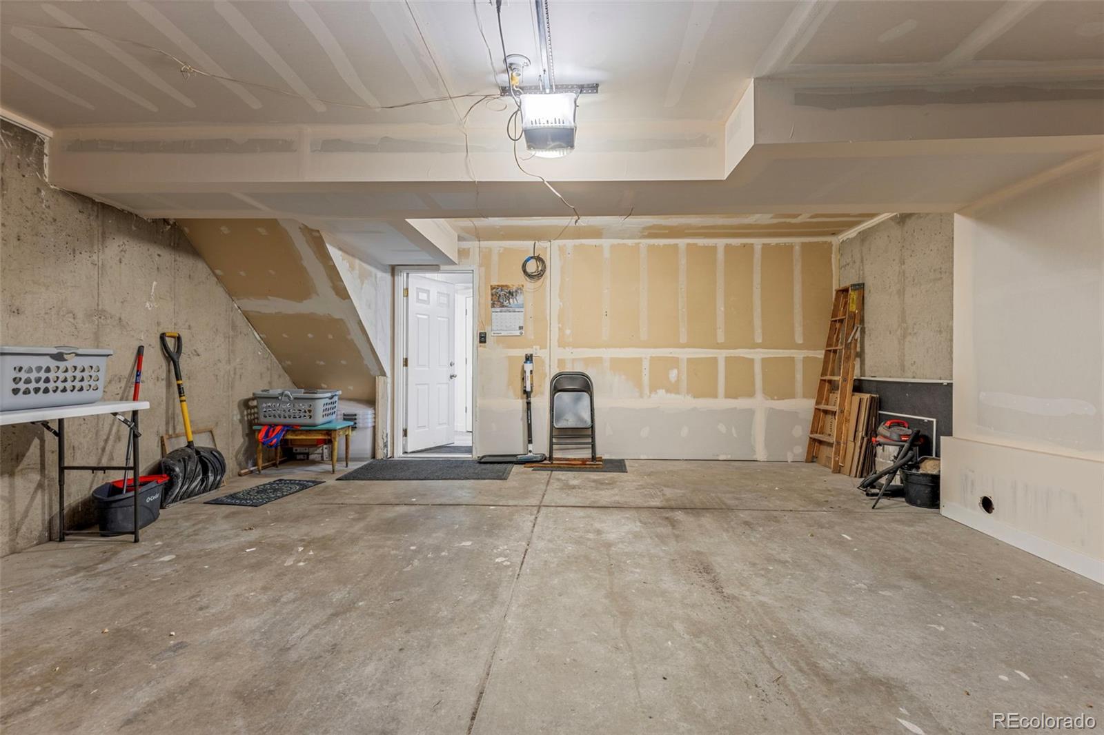 4110 E 119th Place Unit: B