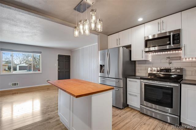 11919 Lavinia Lane