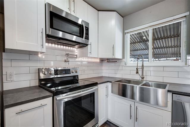 11919 Lavinia Lane