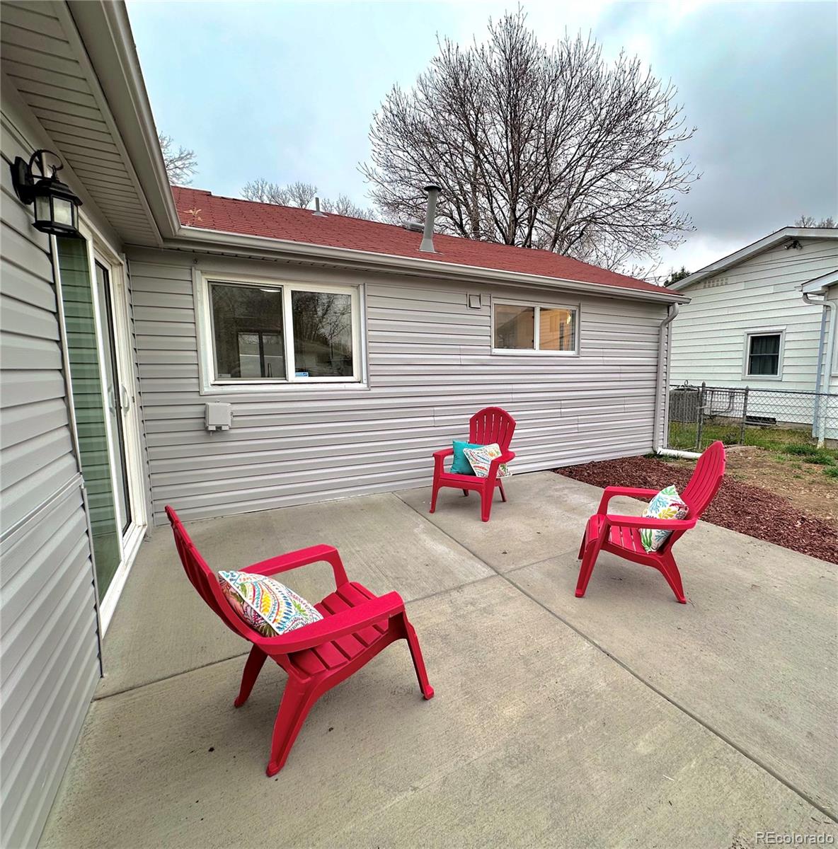 822 Geneva Street