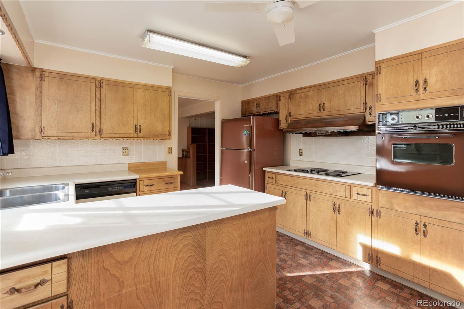 536 Newark Court