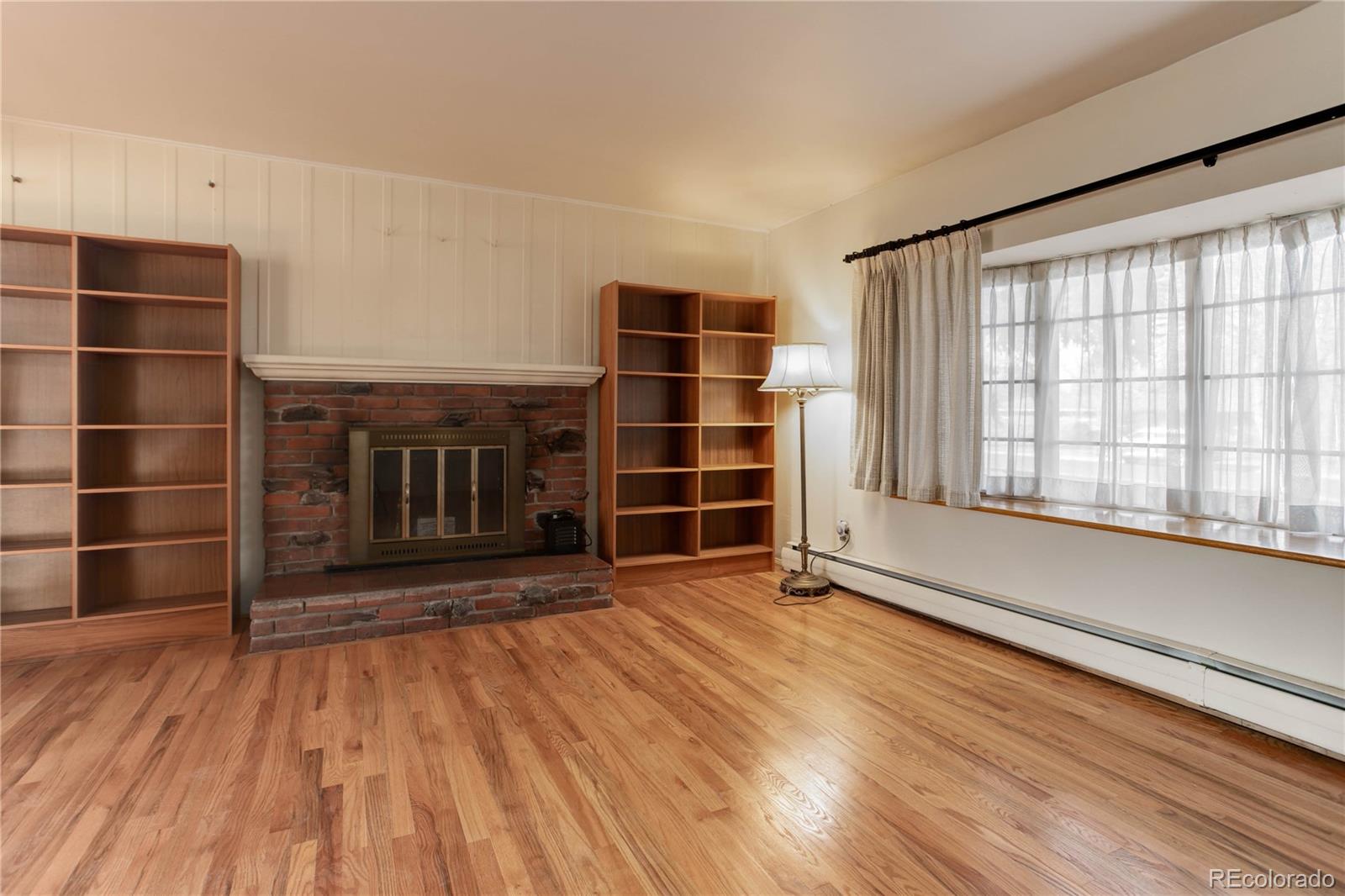 536 Newark Court