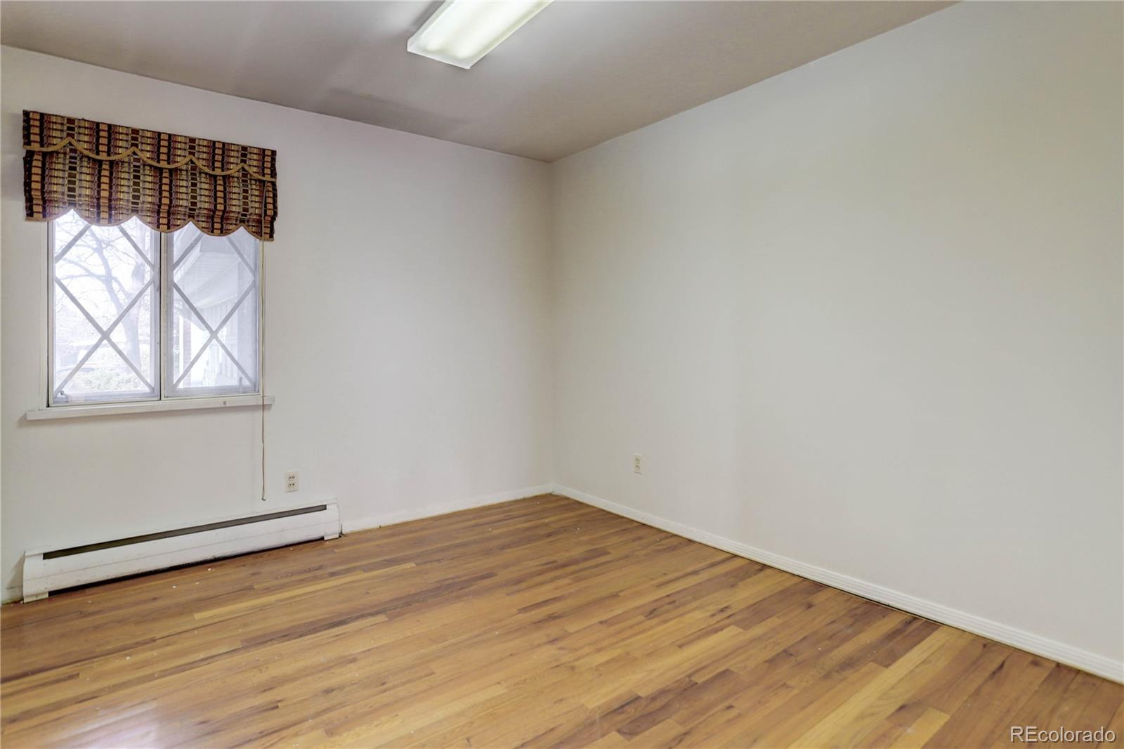 536 Newark Court