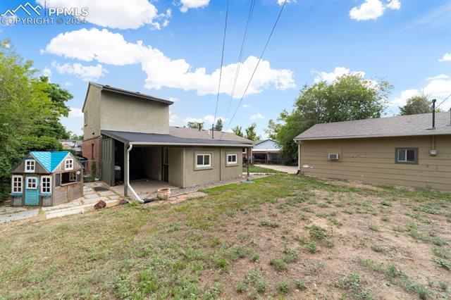516 Acoma Drive