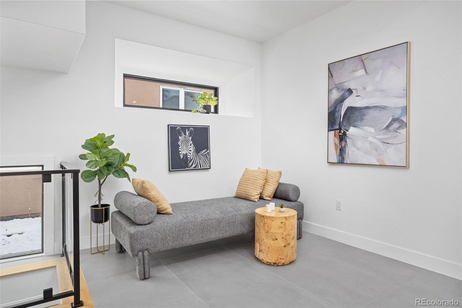 5315 E Dakota Avenue