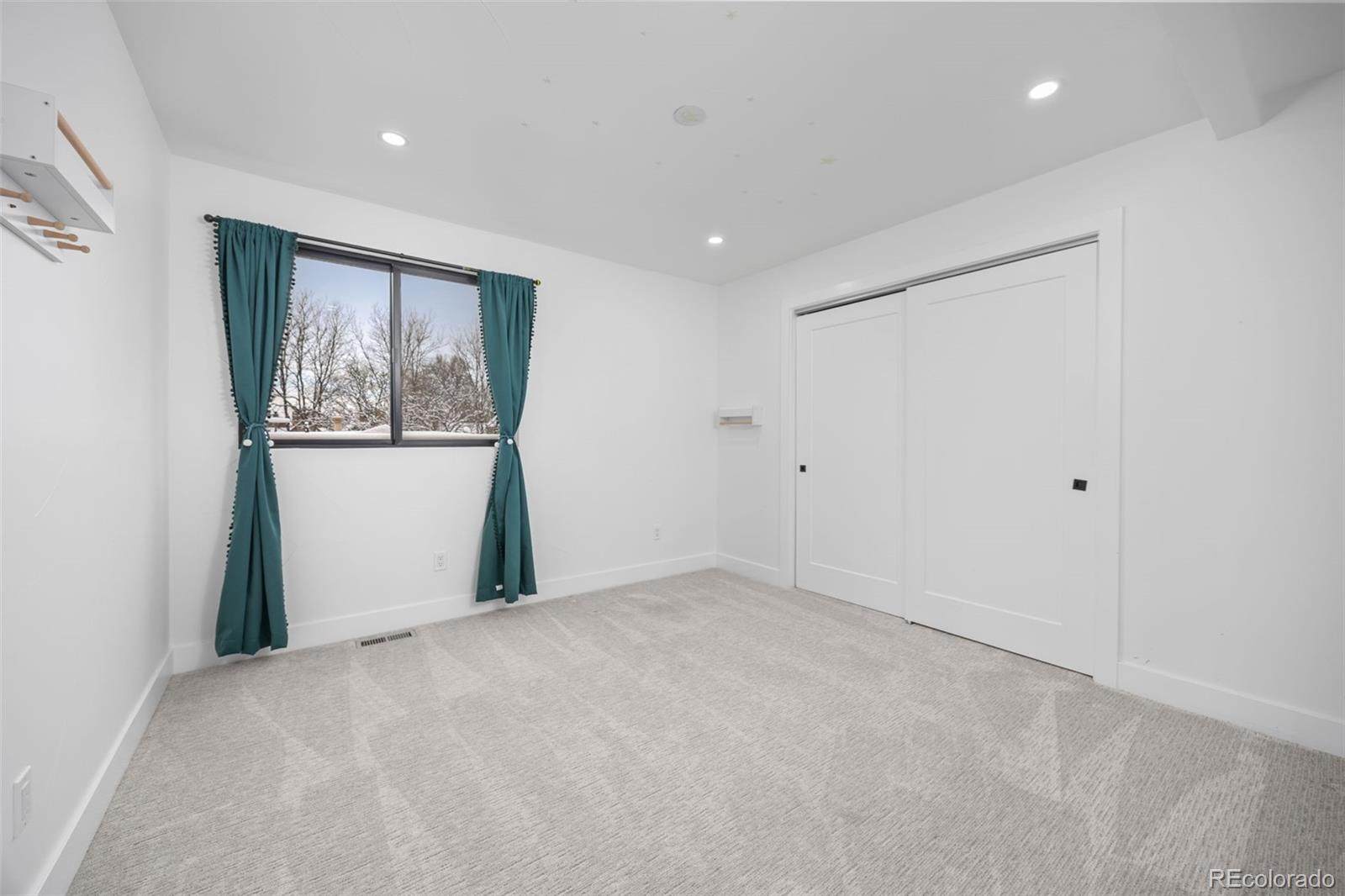 5315 E Dakota Avenue