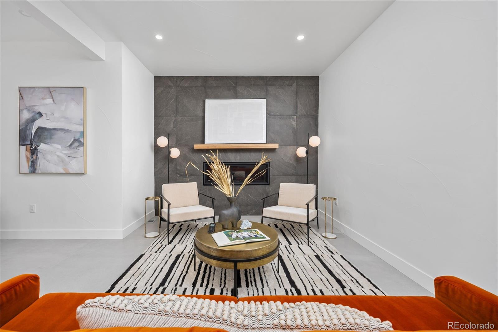 5315 E Dakota Avenue