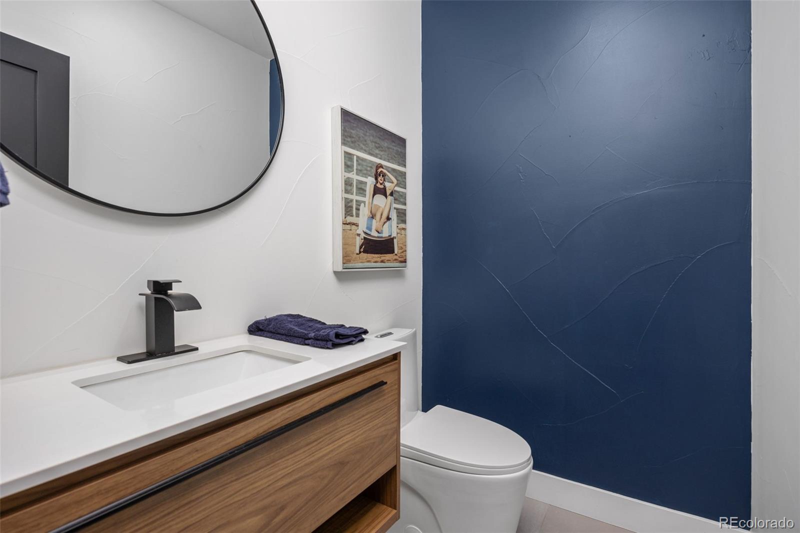 5315 E Dakota Avenue