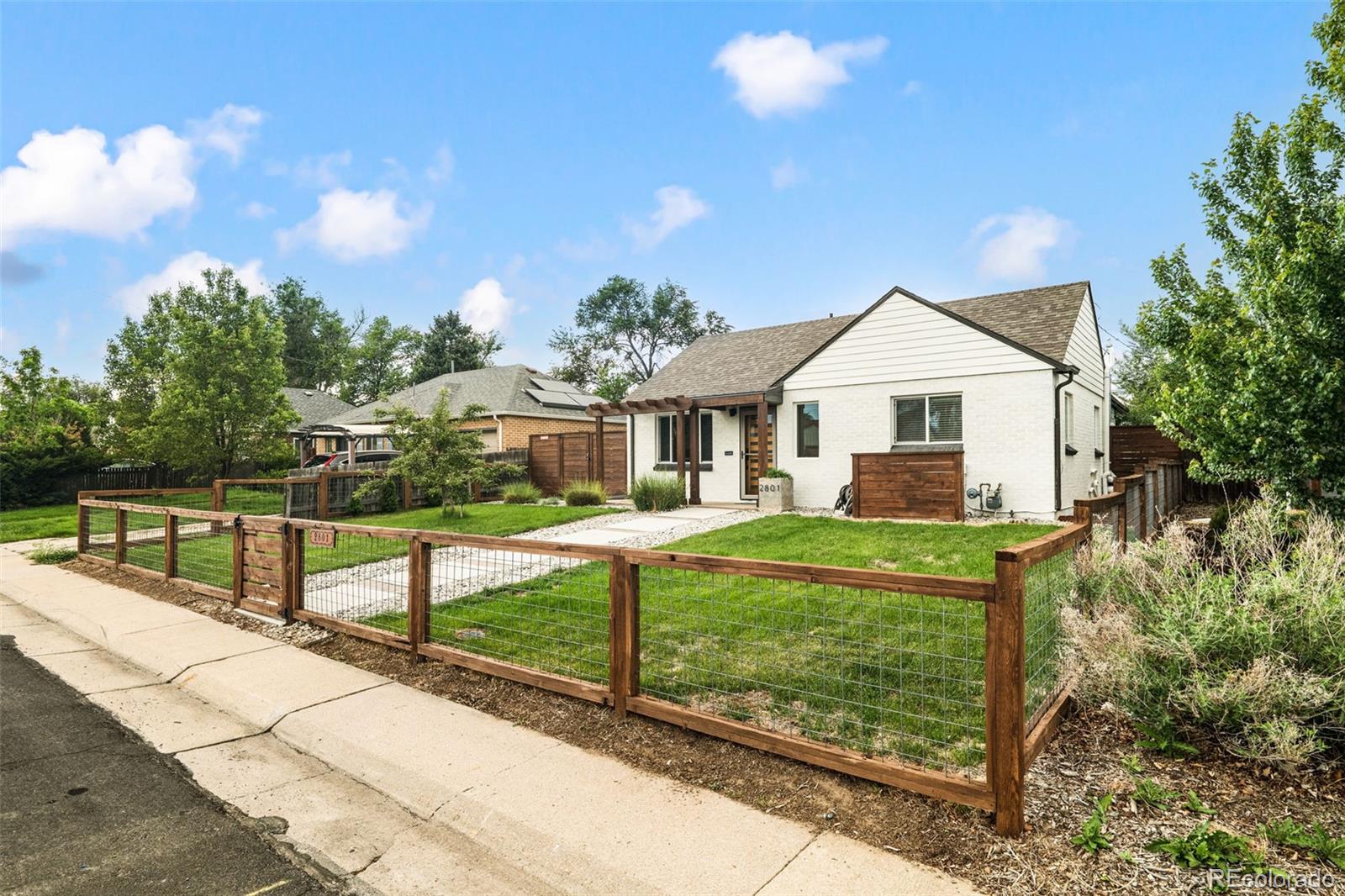 2801 Poplar Street