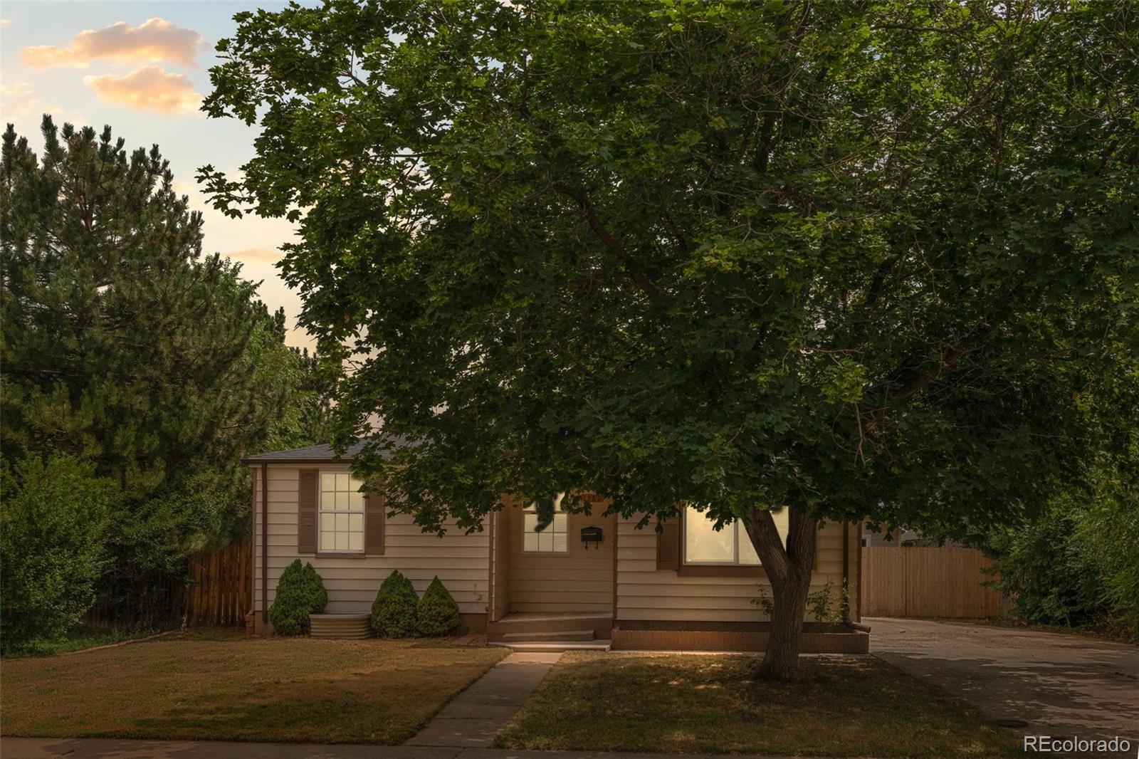 1362 S Patton Court