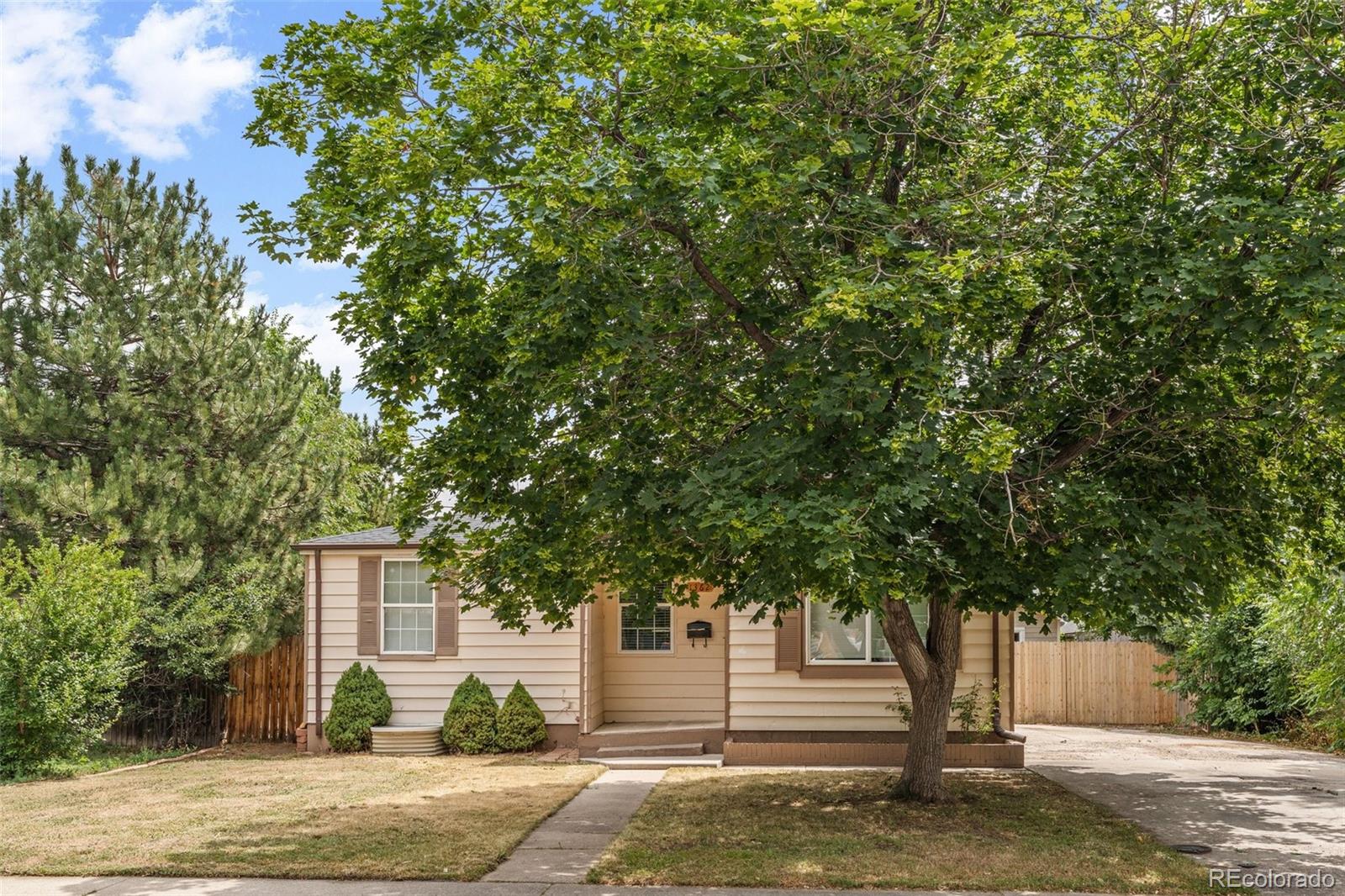 1362 S Patton Court