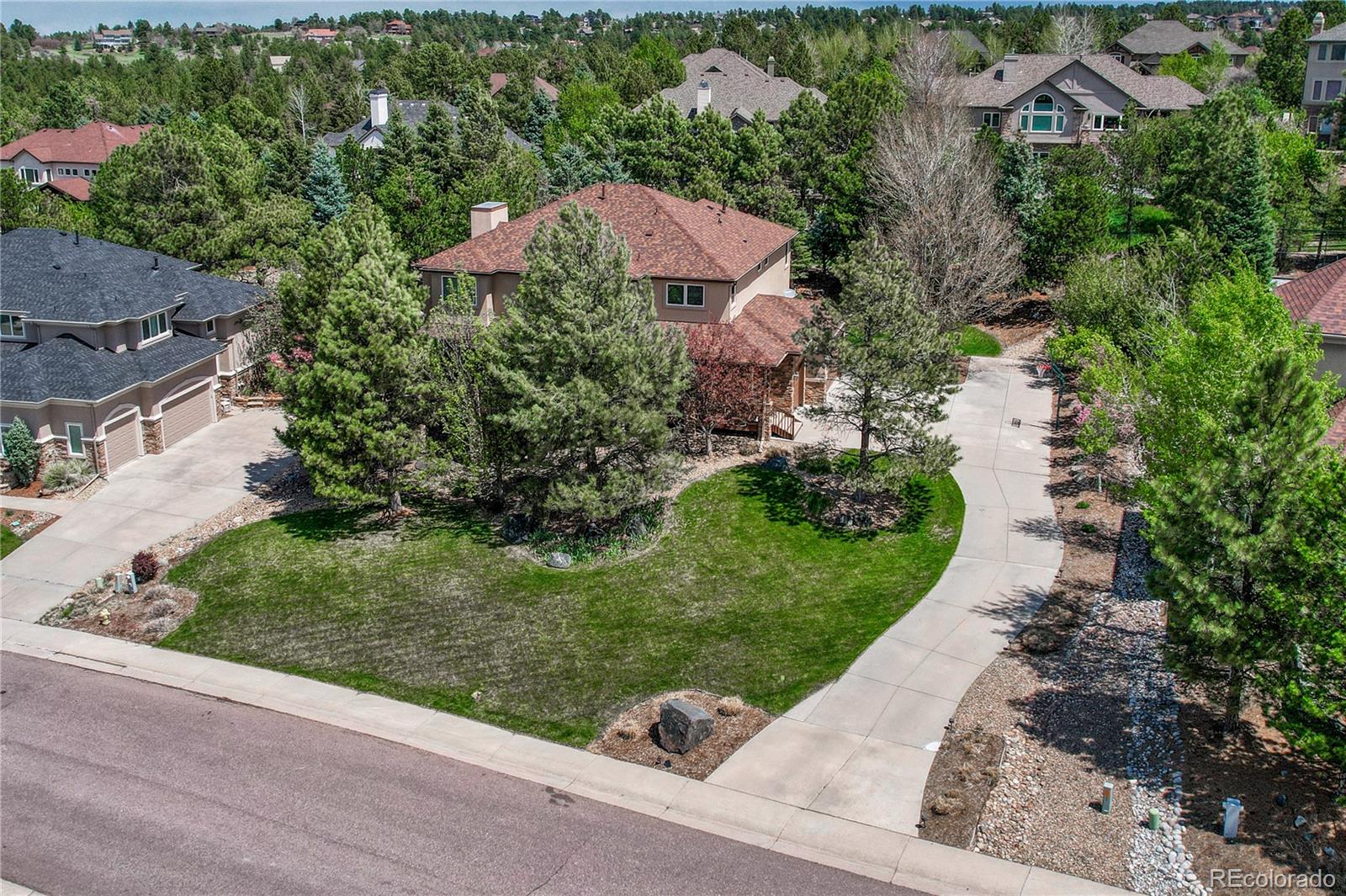 8707 Windhaven Drive