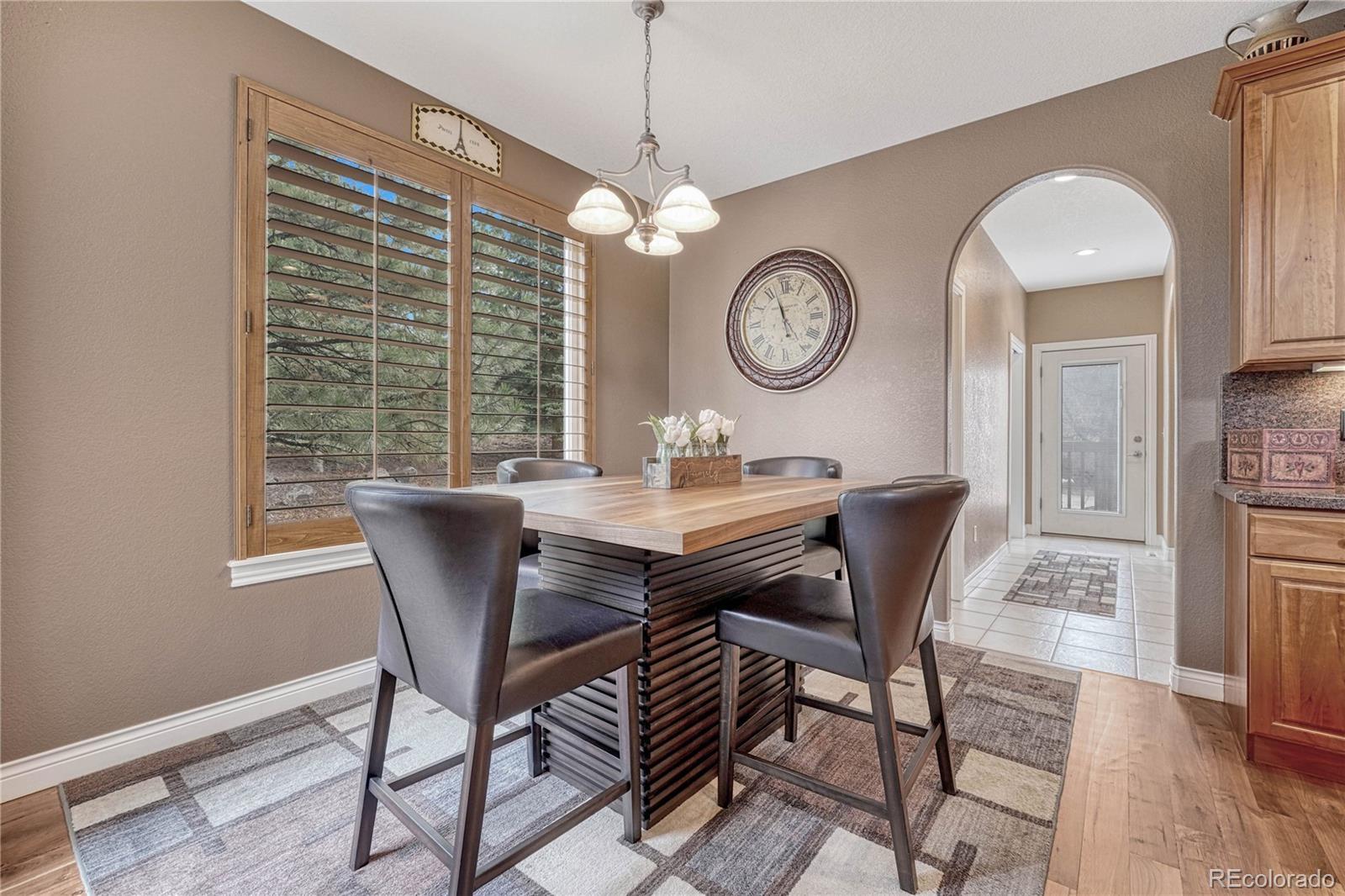 8707 Windhaven Drive