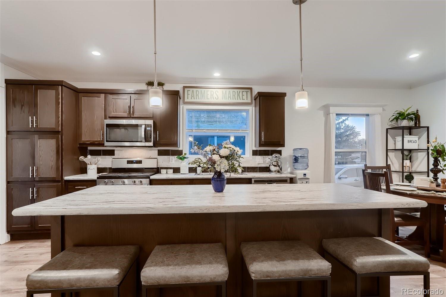 204 Skylark Circle