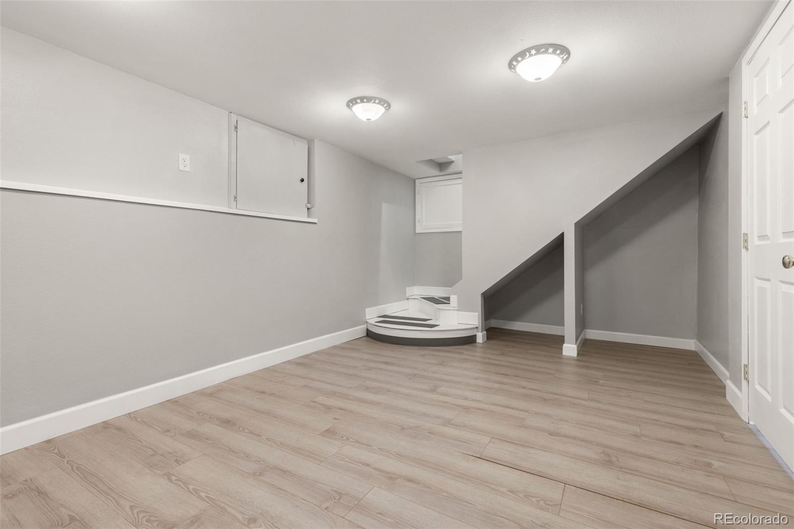 19301 E Florida Place