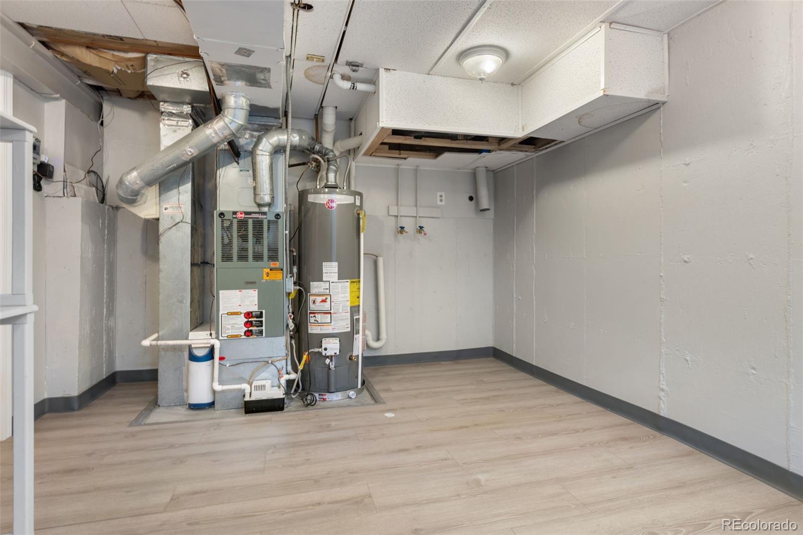 19301 E Florida Place