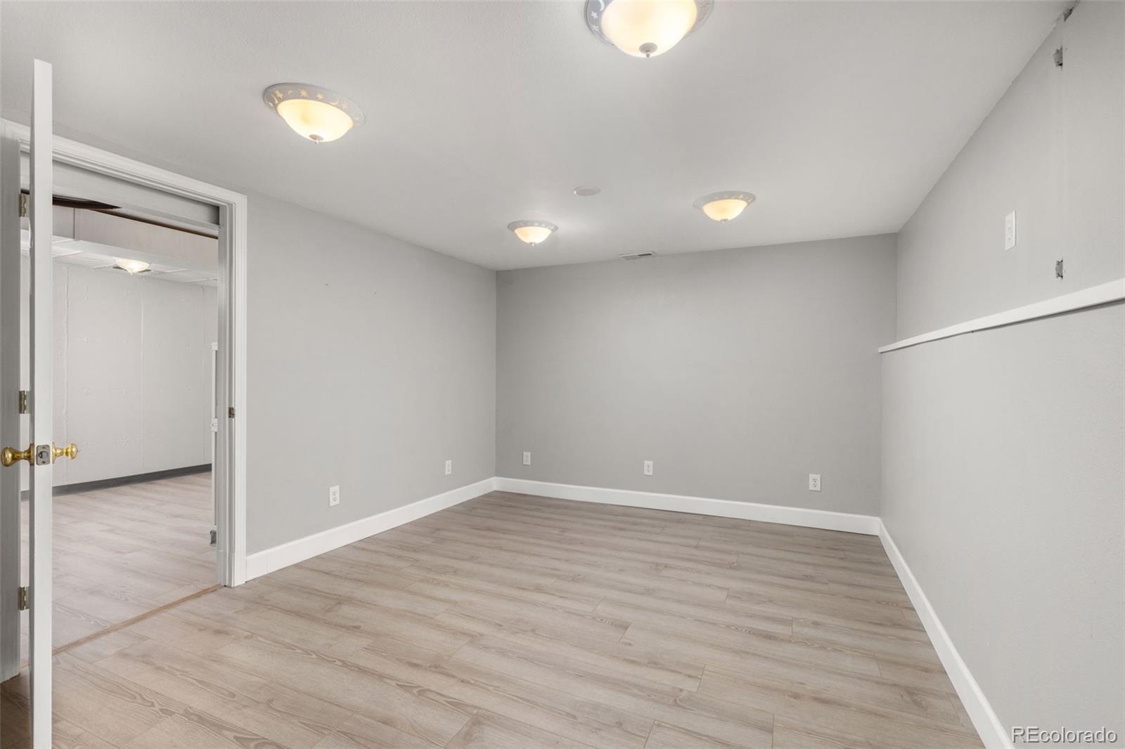 19301 E Florida Place