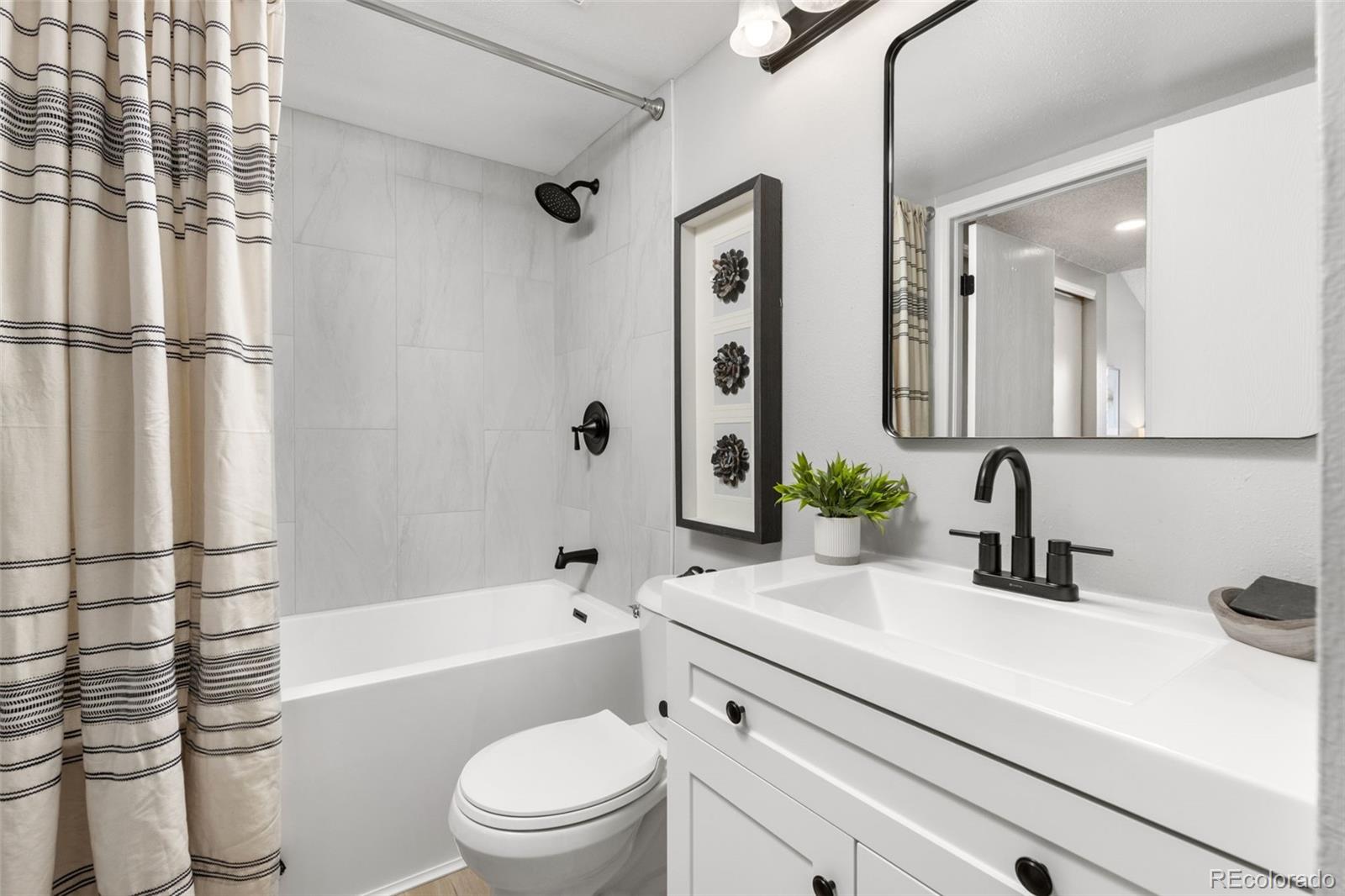 19301 E Florida Place