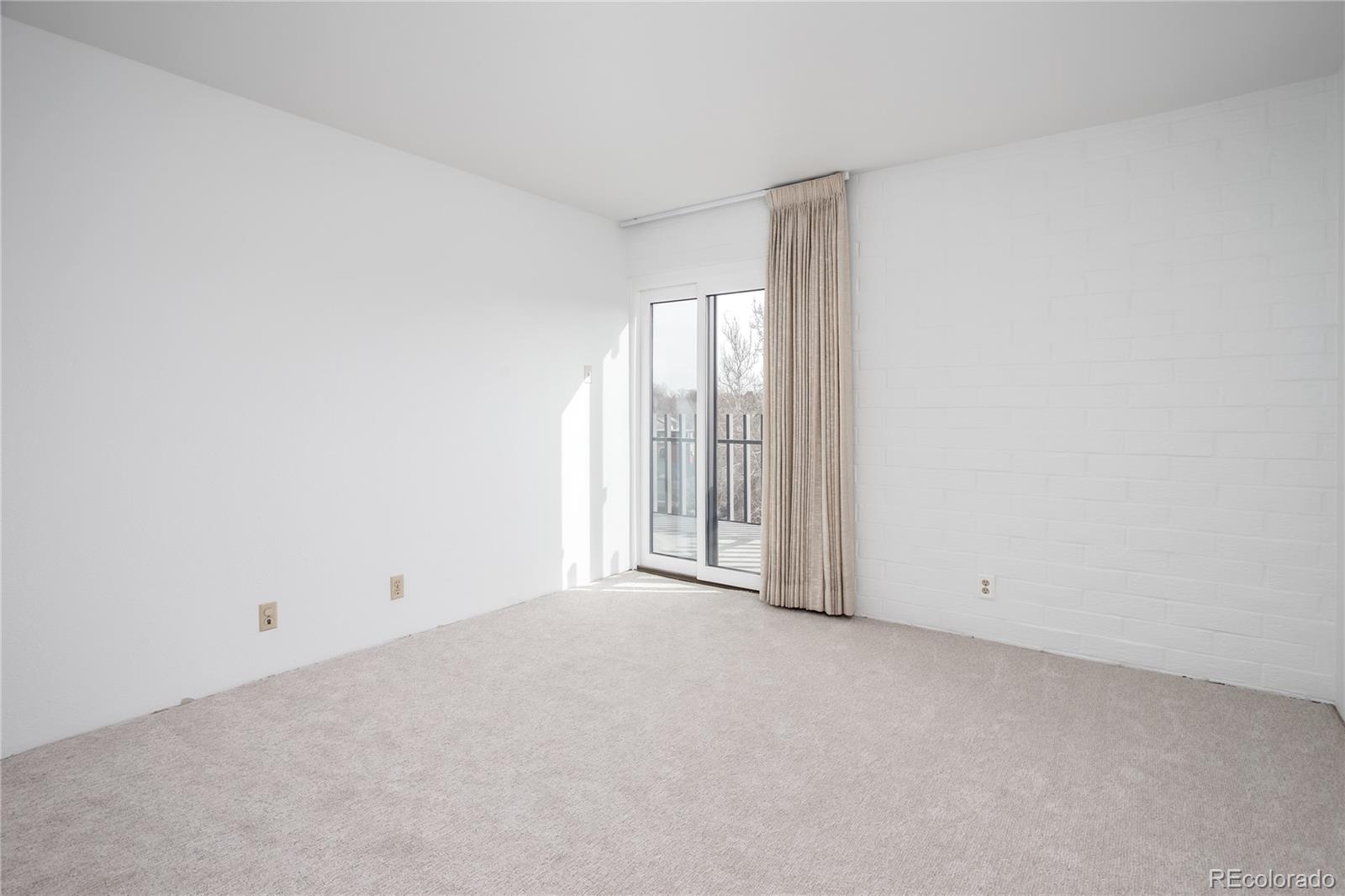 460 S Marion Parkway Unit: 651
