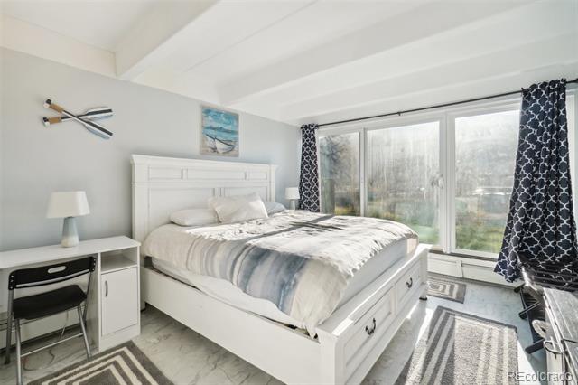 220 E La Bonte Street Unit: 3