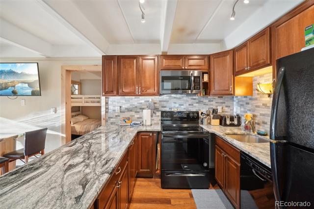 220 E La Bonte Street Unit: 3