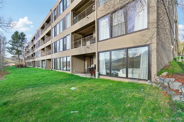 220 E La Bonte Street Unit: 3