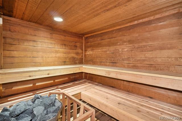 220 E La Bonte Street Unit: 3