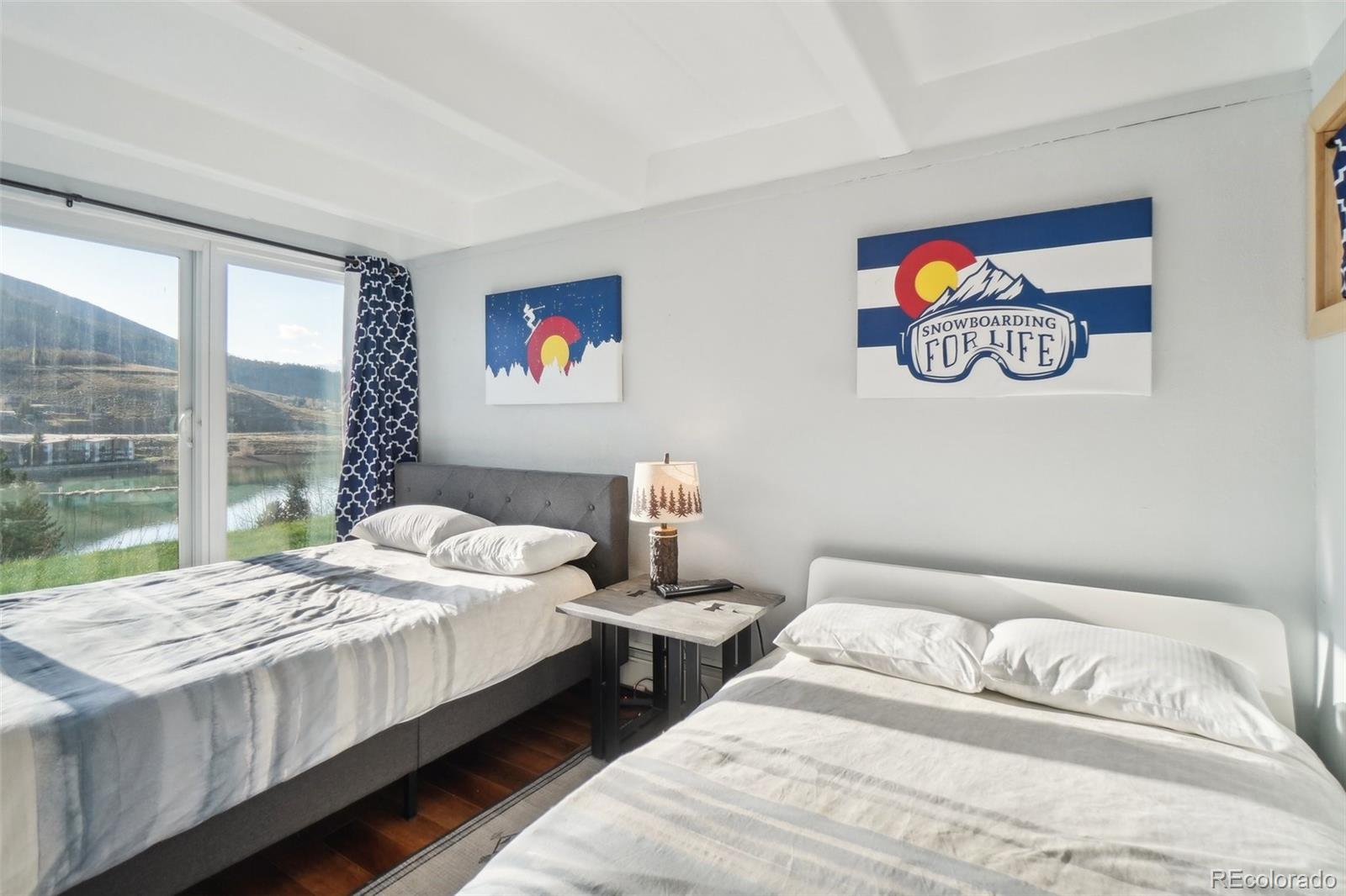 220 E La Bonte Street Unit: 3