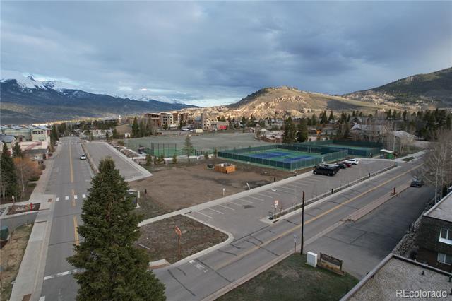 220 E La Bonte Street Unit: 3