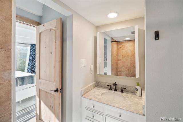 220 E La Bonte Street Unit: 3