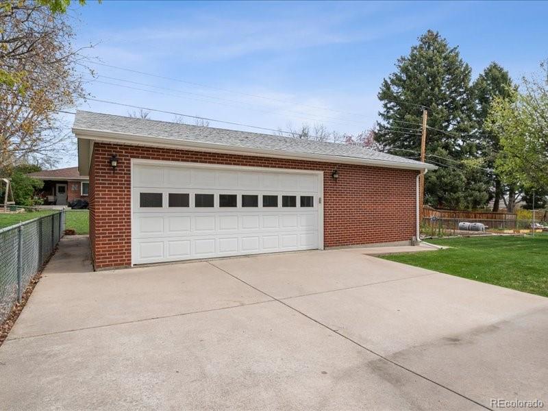 3355 W Wagon Trail Drive