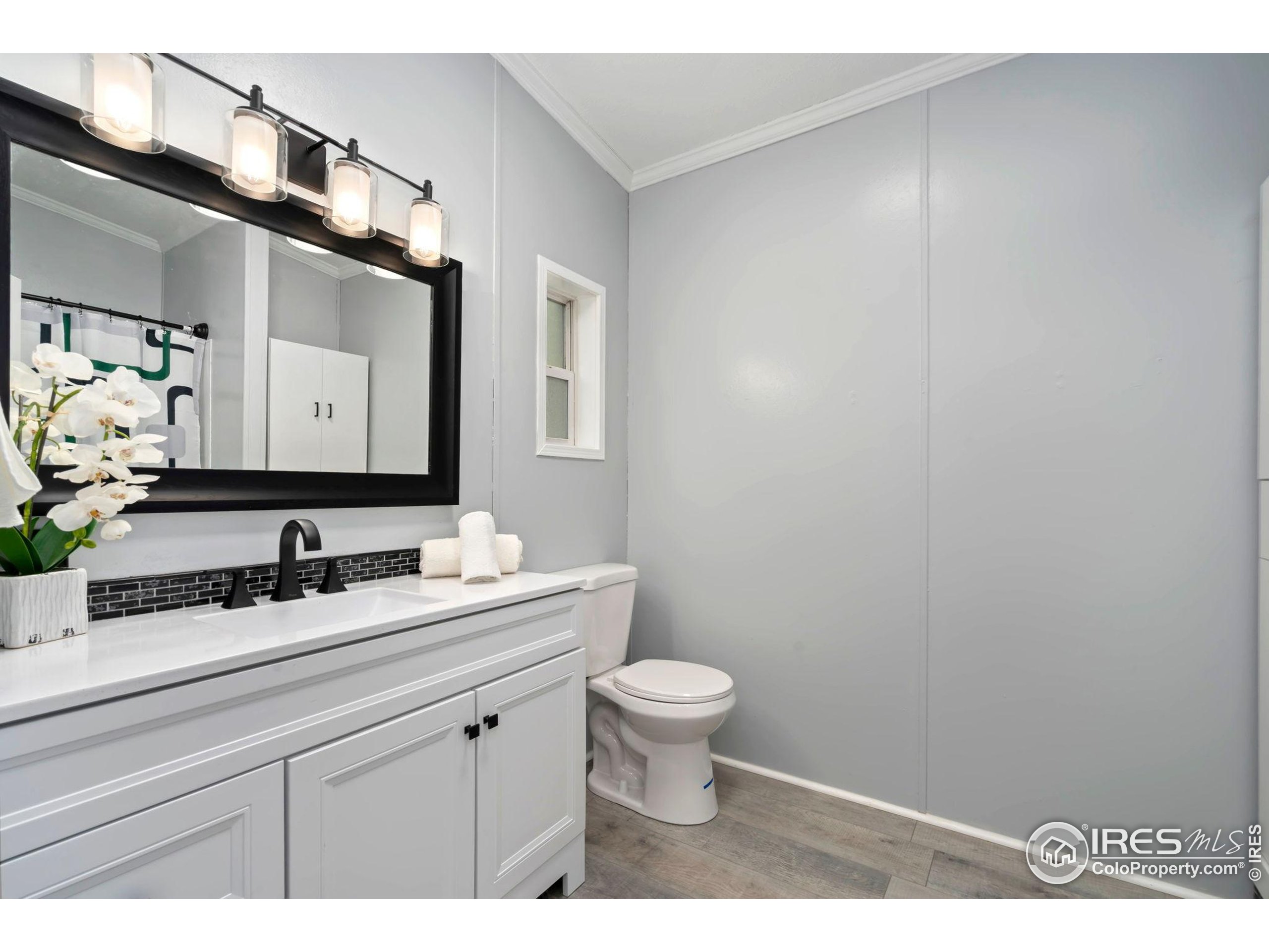 200 N 35th Ave 103