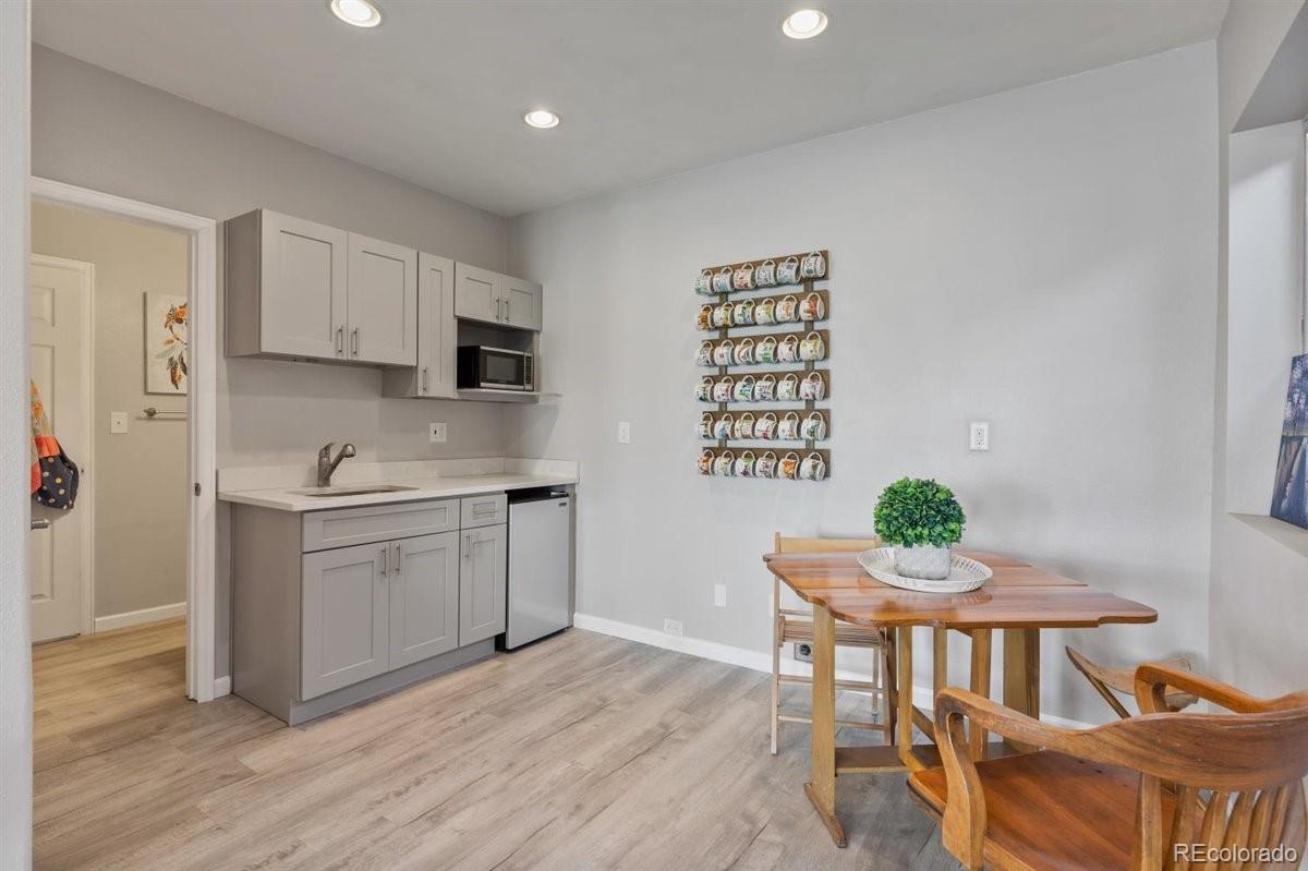 41412 Golden Field Circle