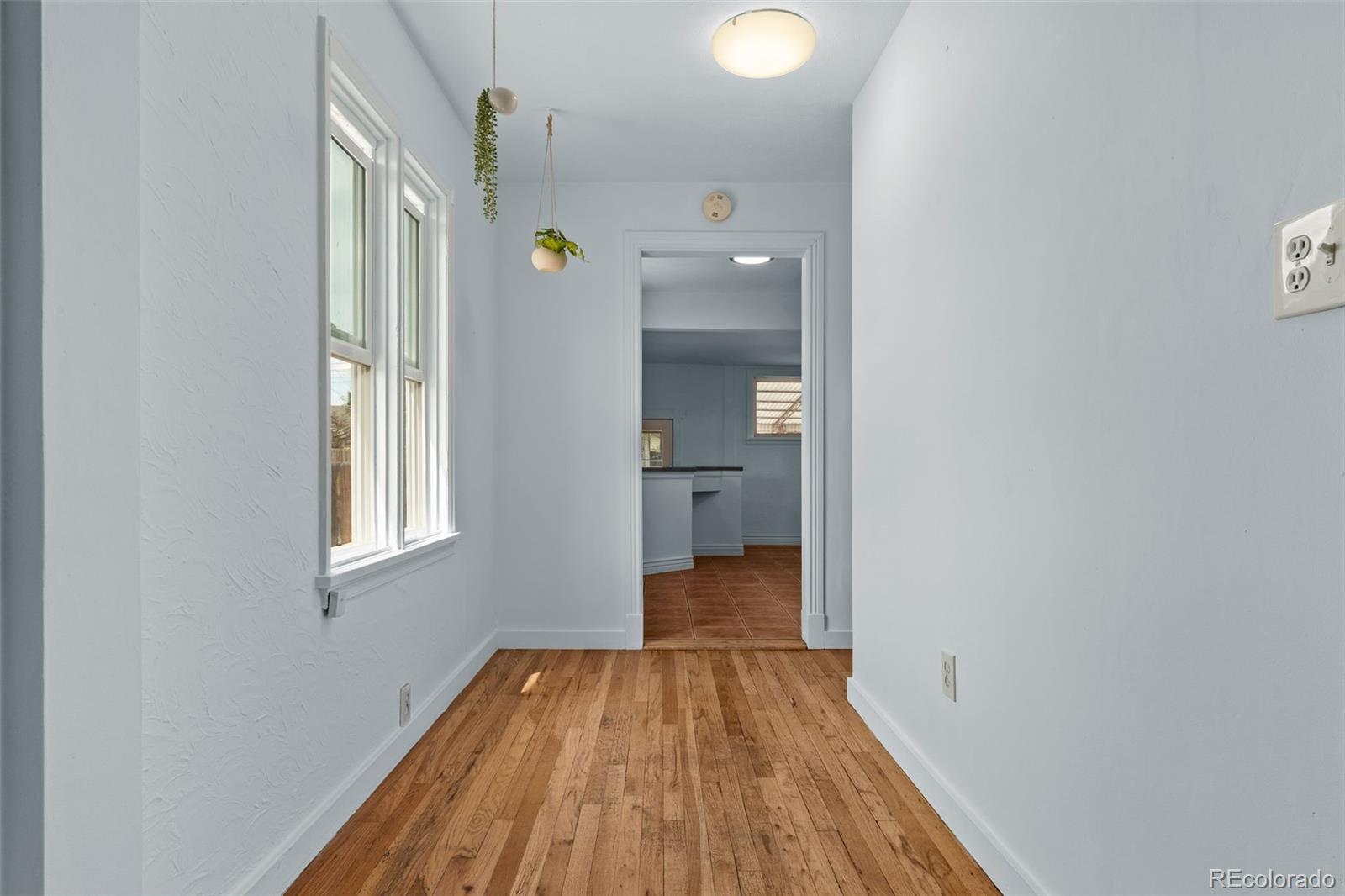 115 S Dale Court