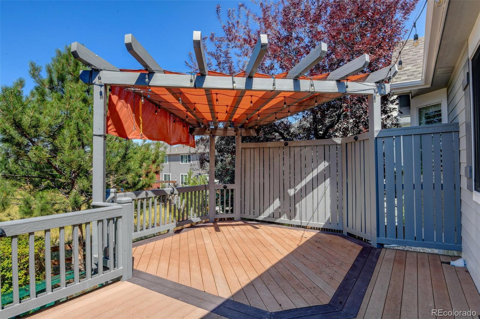 3325 Falling Star Place