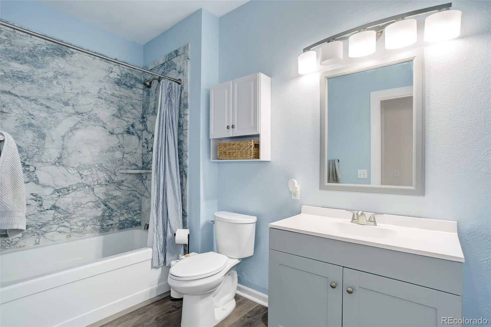 6005 Castlegate Drive Unit: B15